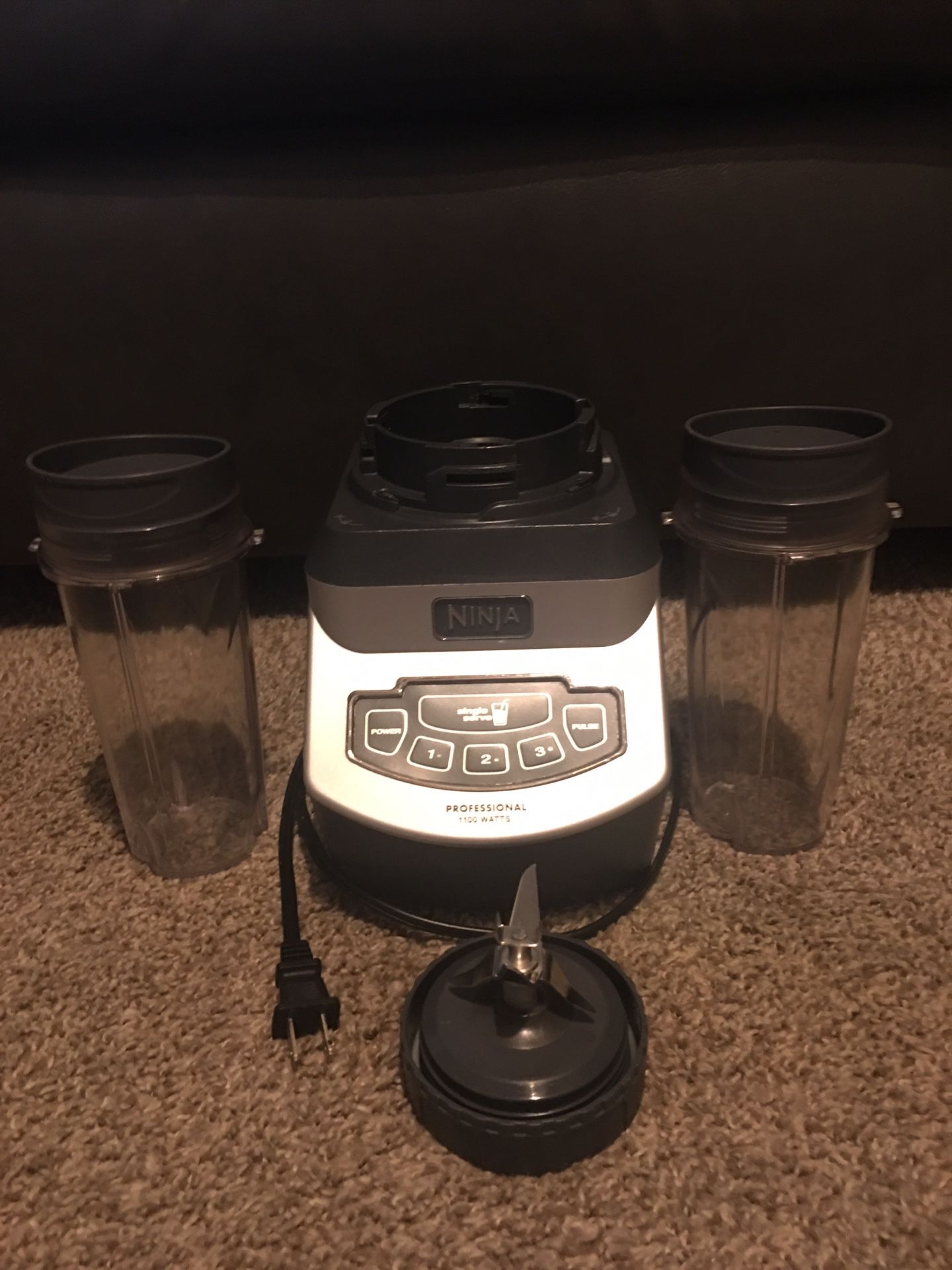 Ninja Professional 1100 Watt Single Serve Blender Only used a few times