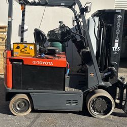 Toyota Forklift 
