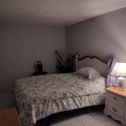 Queen/Full Bedroom Set