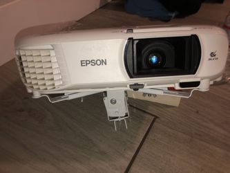 Need Gone Epson 1060 Cinema Projector 