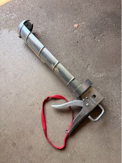 Large Caulking gun