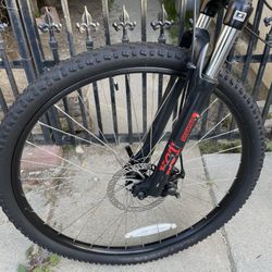 GT Aggressor Mountain Bike 