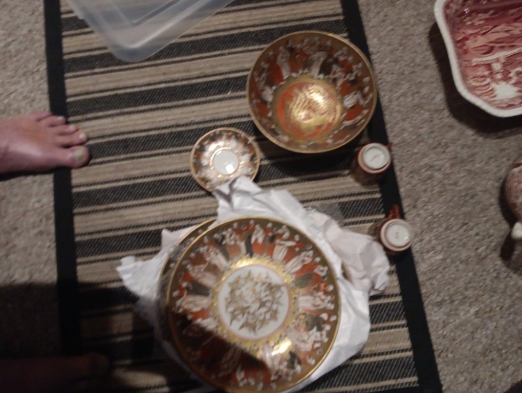 13 Pieces  Japanese Kutant Thousand Faces 100 Dollars  No Cracks Or Chips 