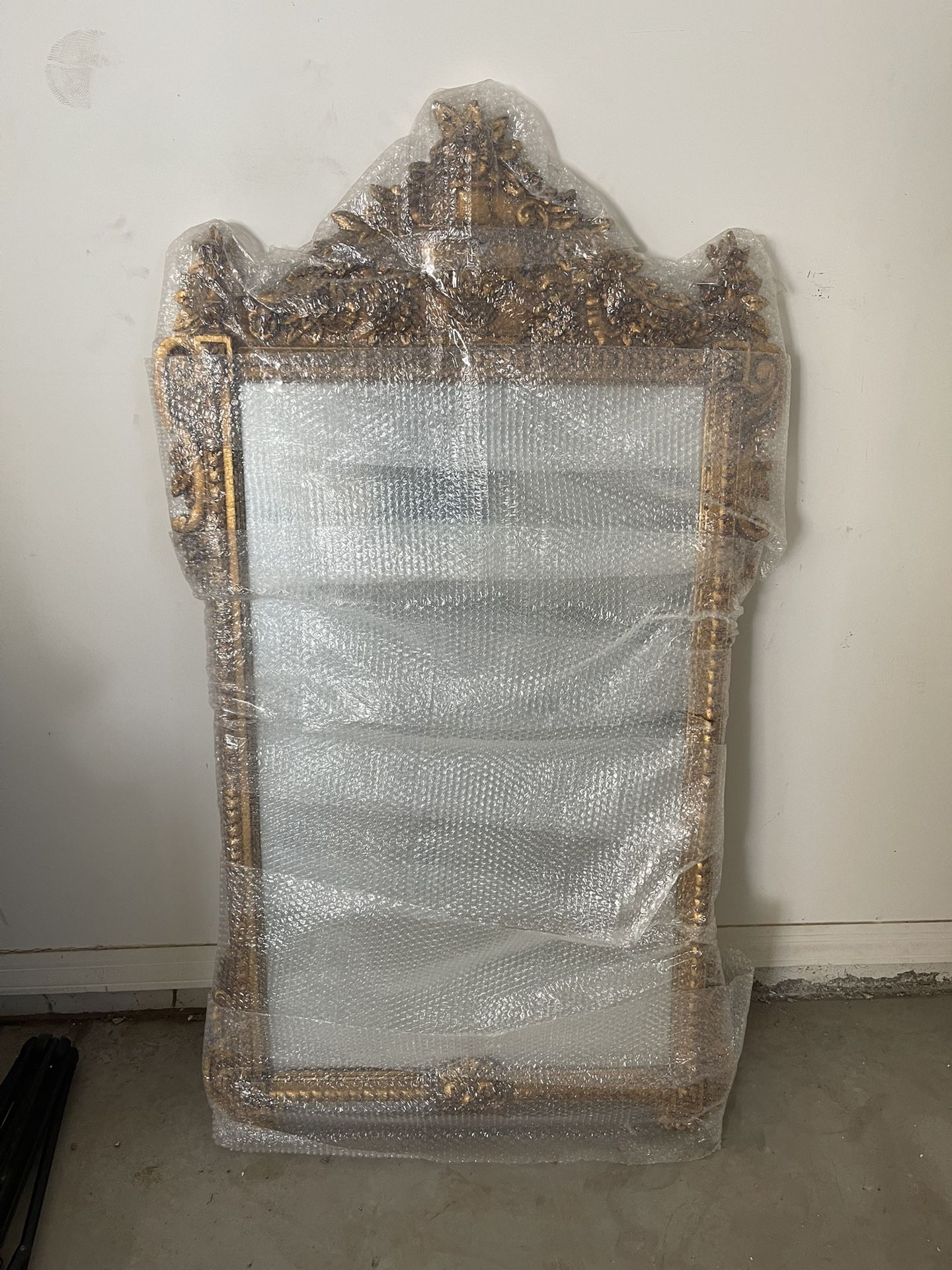 Antique Ornate Gold Wall Mirror