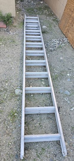 Werner 22' Aluminum Ladder