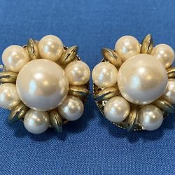 Pierced Earrings. Gold-Tone & Faux Pearl Cabochon Clusters. Studs. Vintage