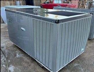 Lennox Package Heat Pump

3.5 ton