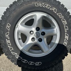 Goodyear Wrangler Duratrac Lt 235/75/R15 Tires And Wheels