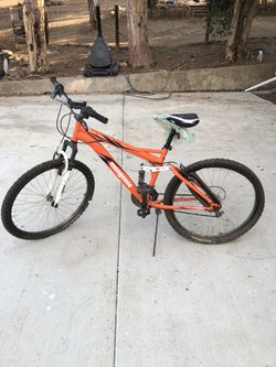 Mongoose Mountain Bike 