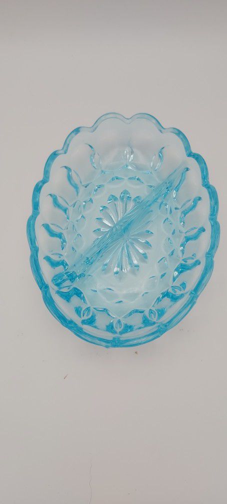 Gorgeous Vintage Turquoise Anchor Hocking Fairfield Divided Dish