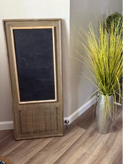 World market, beautiful home decor Board w/ compartment