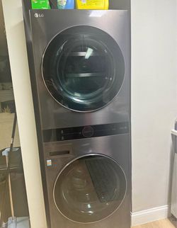 LG ThinQ Stacked Washer Dryer Tower
