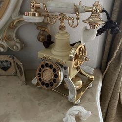 gold phone for design 