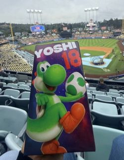 2026 Yoshi Dodgers Super Mario Bobblehead 3/31/26 SGA  Nintendo movie