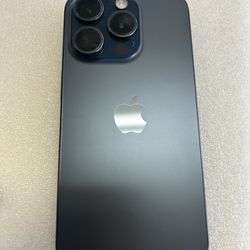 iPhone 15 256 GB AT&T