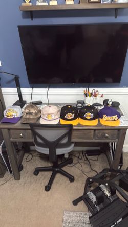 adjustable laker hats