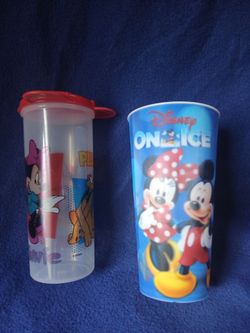Disney On Ice 3D Holographic Collector Cup 24oz & Vintage Tupperware Disney tumbler with lid