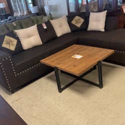 50 brand new sectionals in stock for $800 each