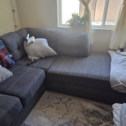 Marleton 2-Piece Sectional with Chaise