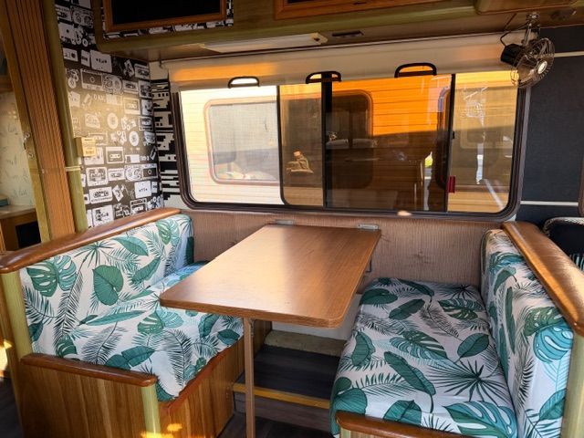 1990 Lazy Daze 28 Ft