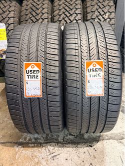 (2) 235/35/20 Michelin