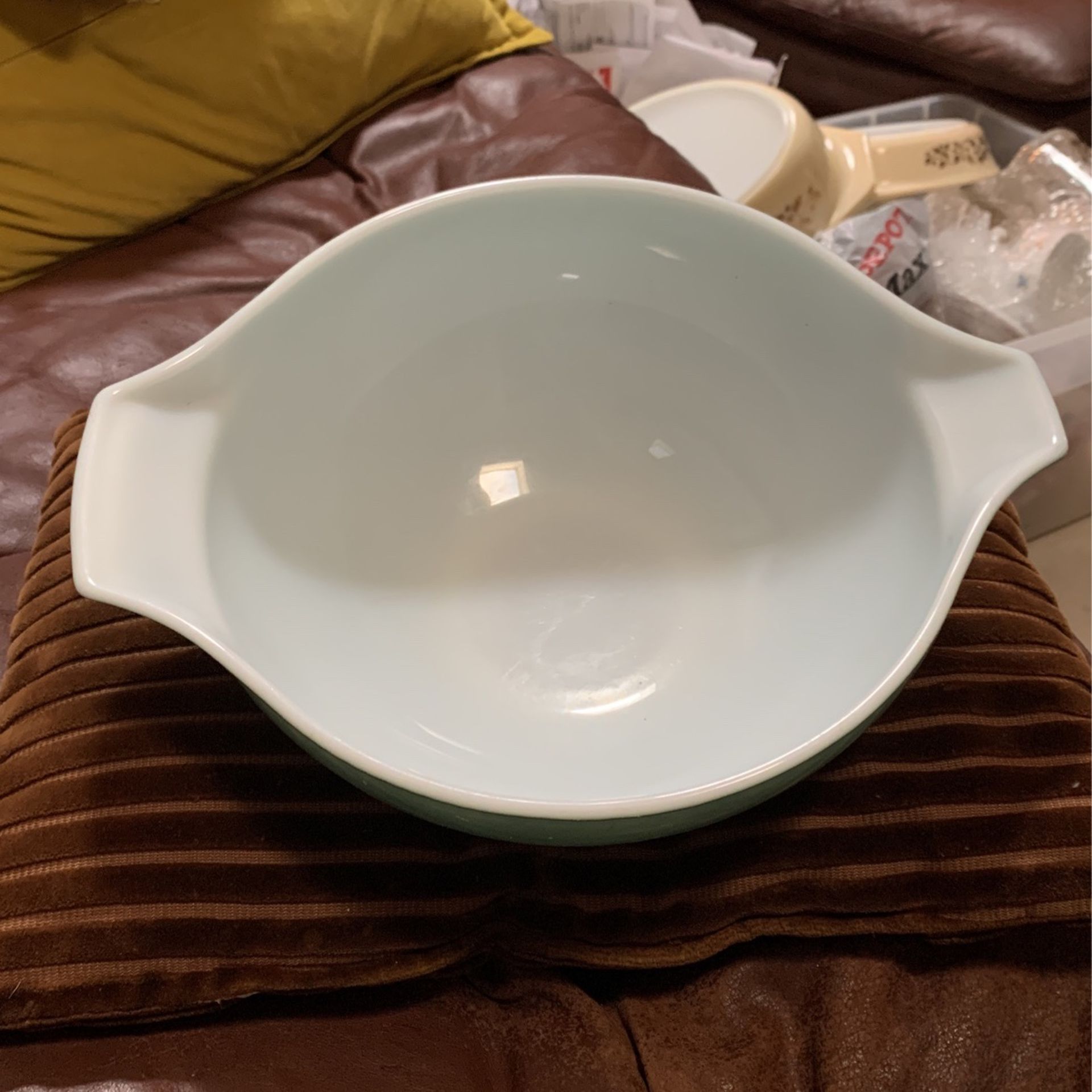 Large Vintage Pyrex Cinderella Bowl