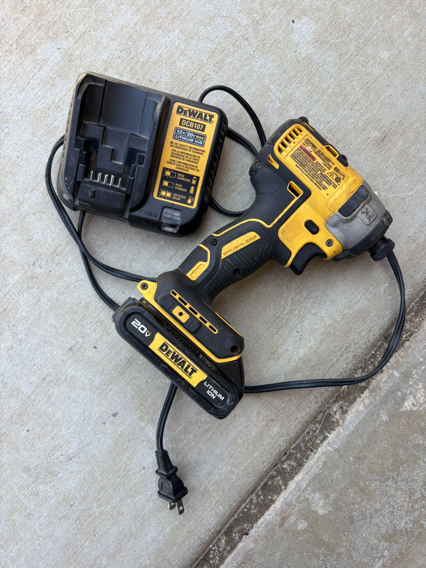 Dewalt XR Brushless Drill 20 Volts