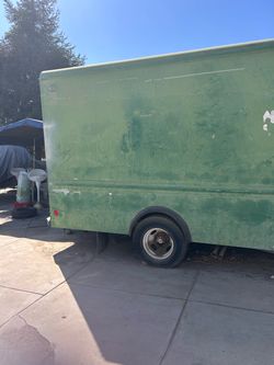 Boxed van truck
