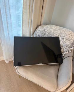 32” Hitachi LED TV