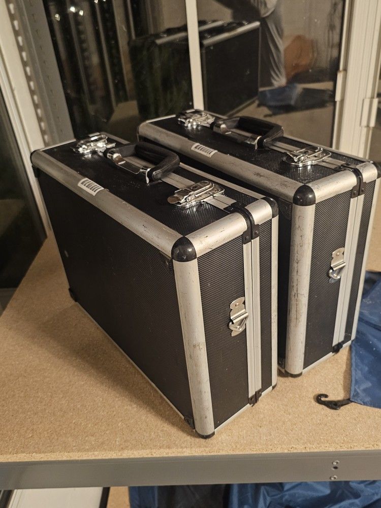 ×2 Storage Containers