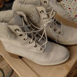 Timberland Size 8 Womens