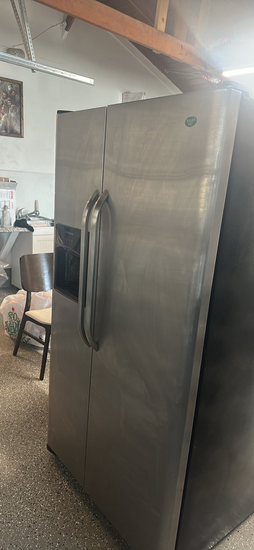    frigidaire refrigerator