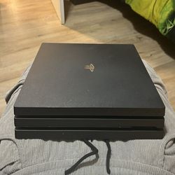 PS4 Pro With Sceptre Monitor 24”
