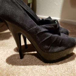 Superhigh heel platform shoes black sz 7.5
