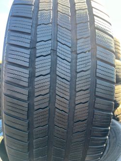 2 tire 275/50/22 Michelin