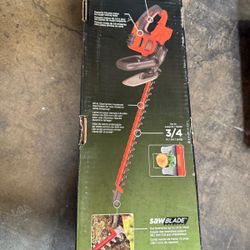 Black Decker. Hedge Trimmer 