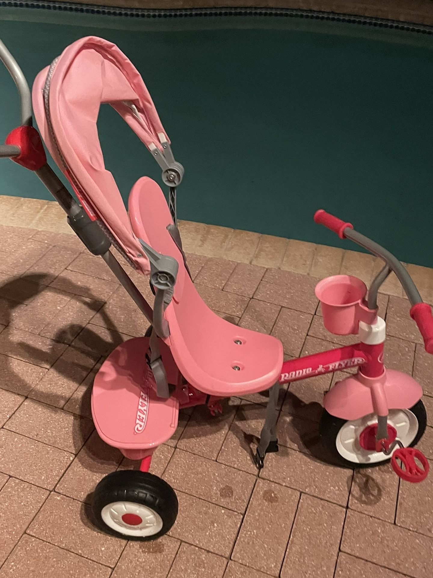 Radio Flyer Tricycle, Pink Aged For Up to 5 Years