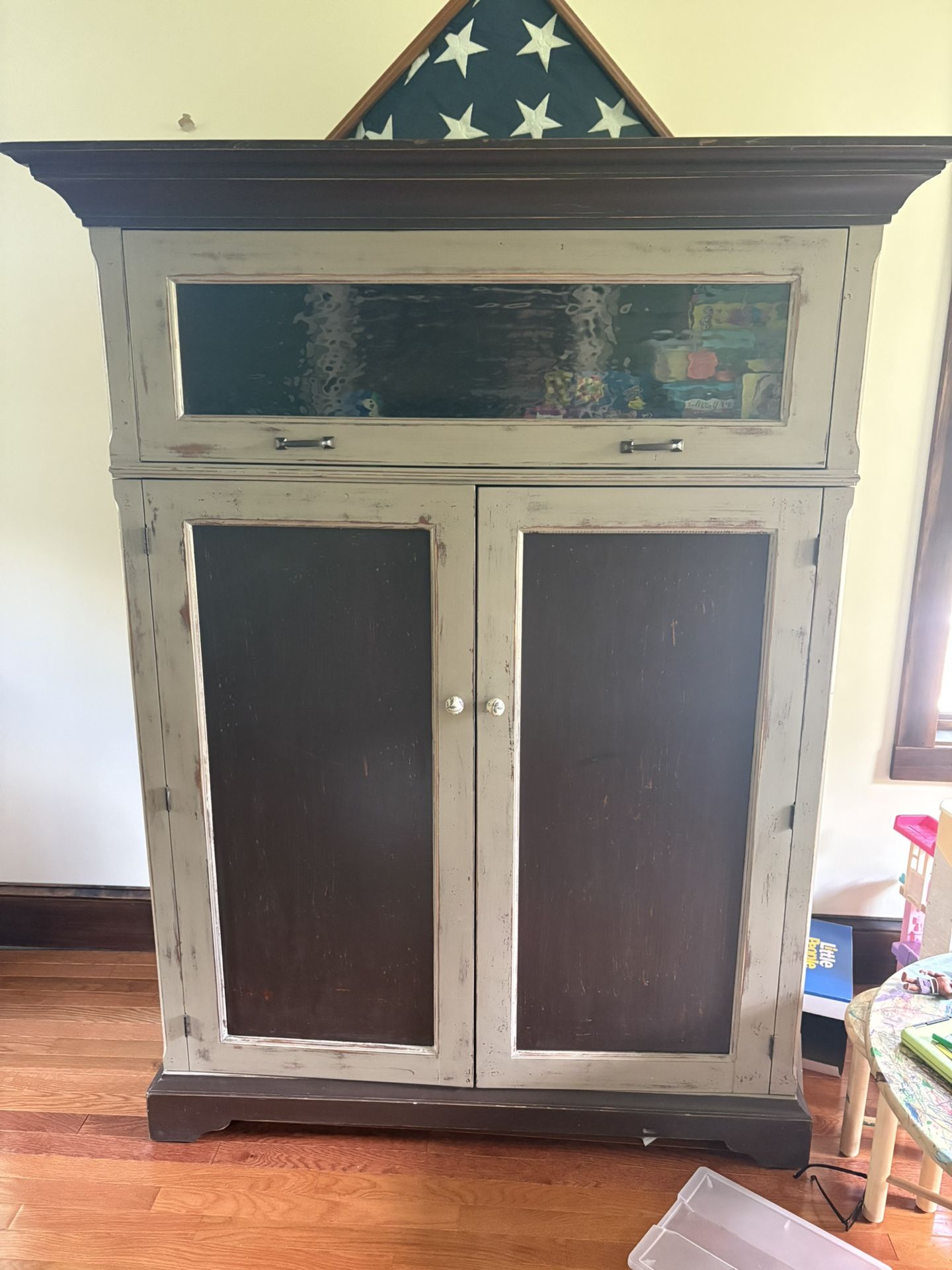 Armoire