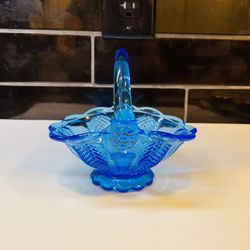 Beautiful Vintage Imperial Glass Peacock Blue Basket With Handle 