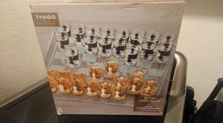 Shot glass chess set