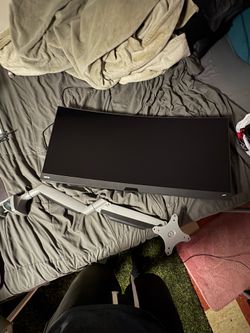 Ben q 34” 1440p monitor curved