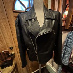 Woman’s Chia Black Leather Cropped Lined Zipper Jacket Coat Size XS Biker Jacket