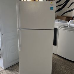 Whirlpool 14 Cbf Refrigerator With Top Freezer