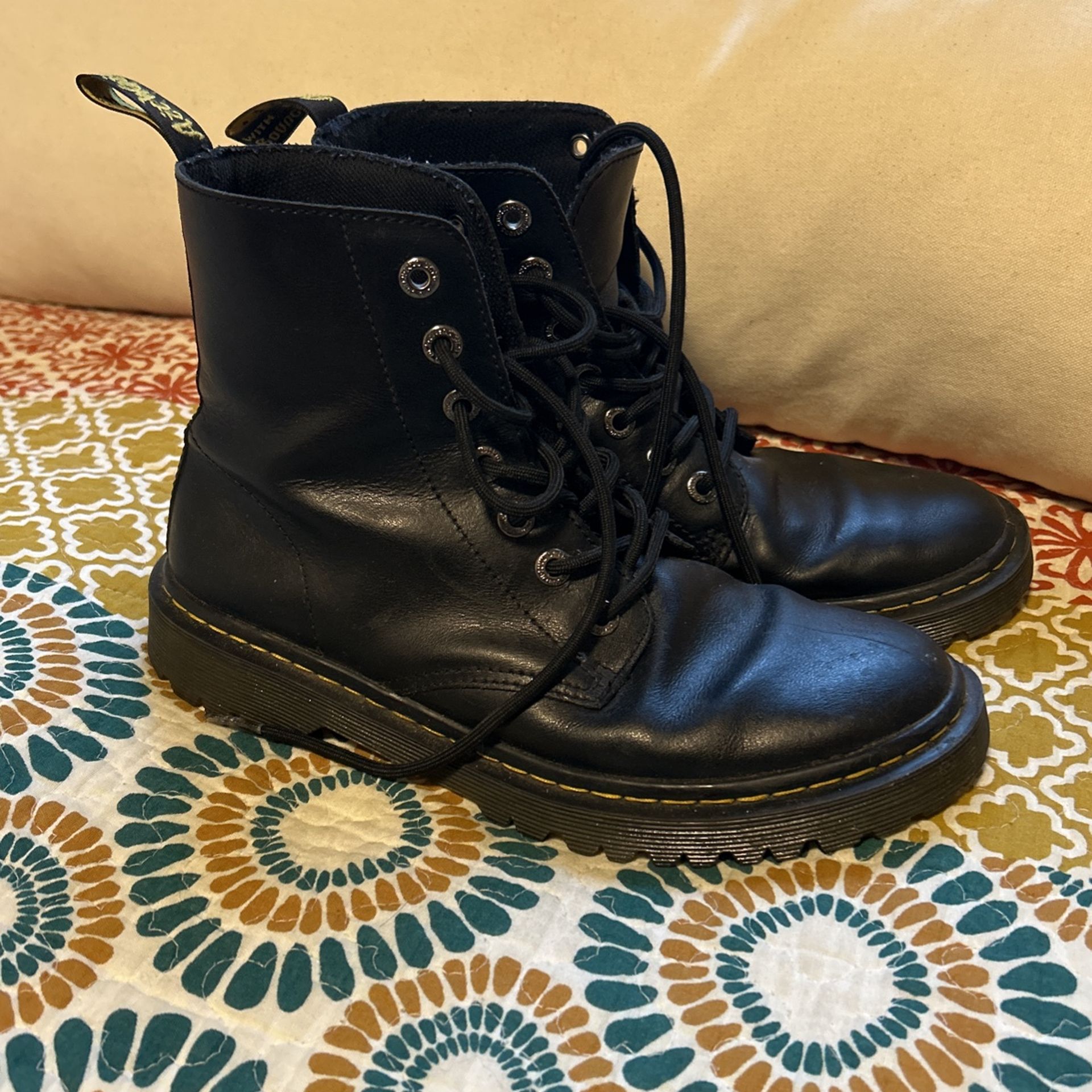 Doc Martens Luana Size 9 Women’s