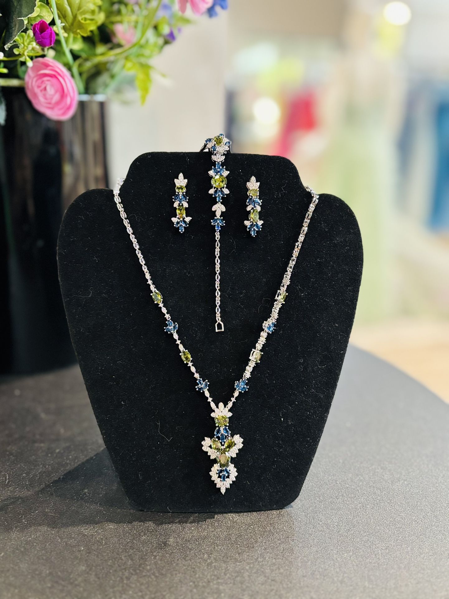 Bridal &prom jewelry