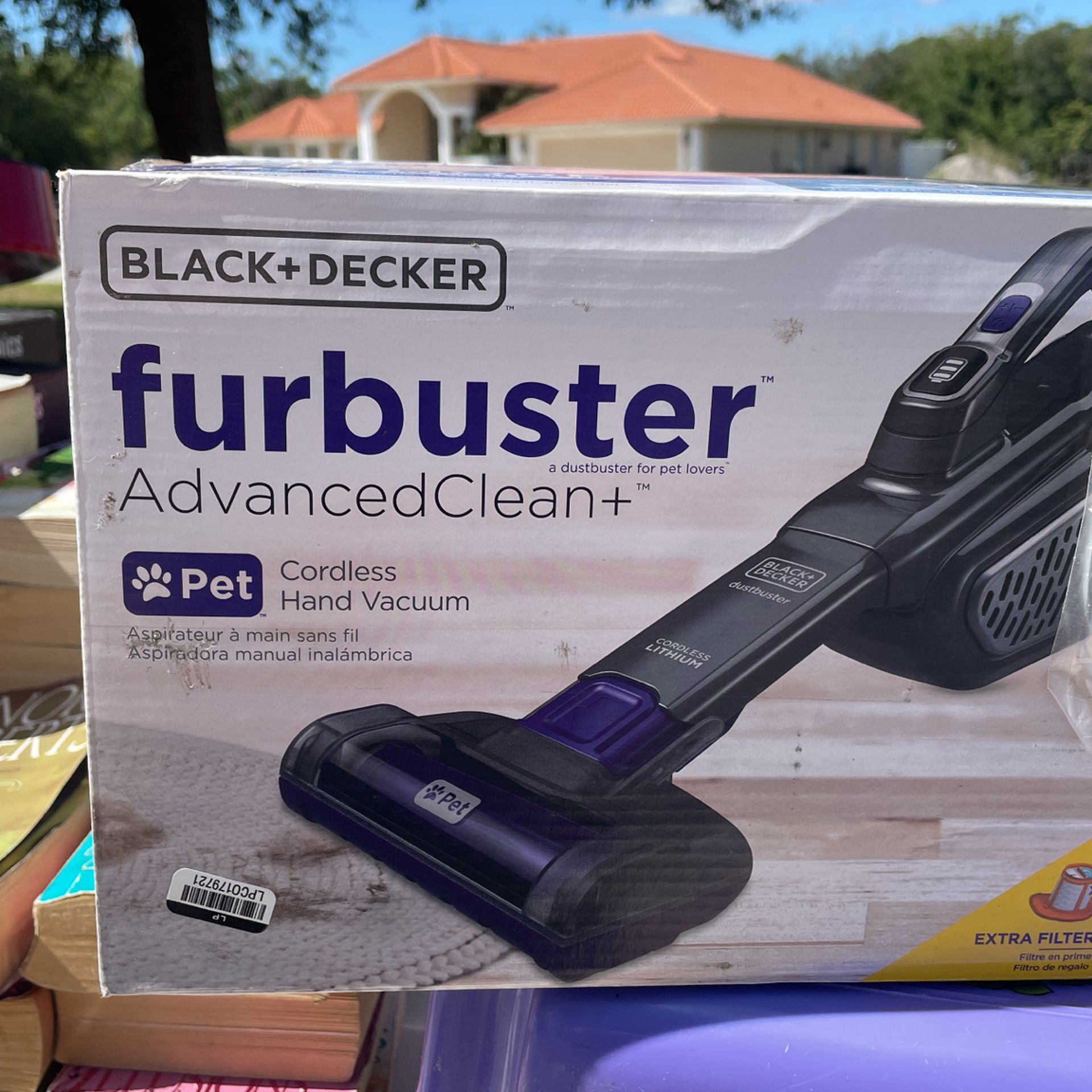 Furbuster Black And Decker Cordless Hand Vacuum for Sale in Port