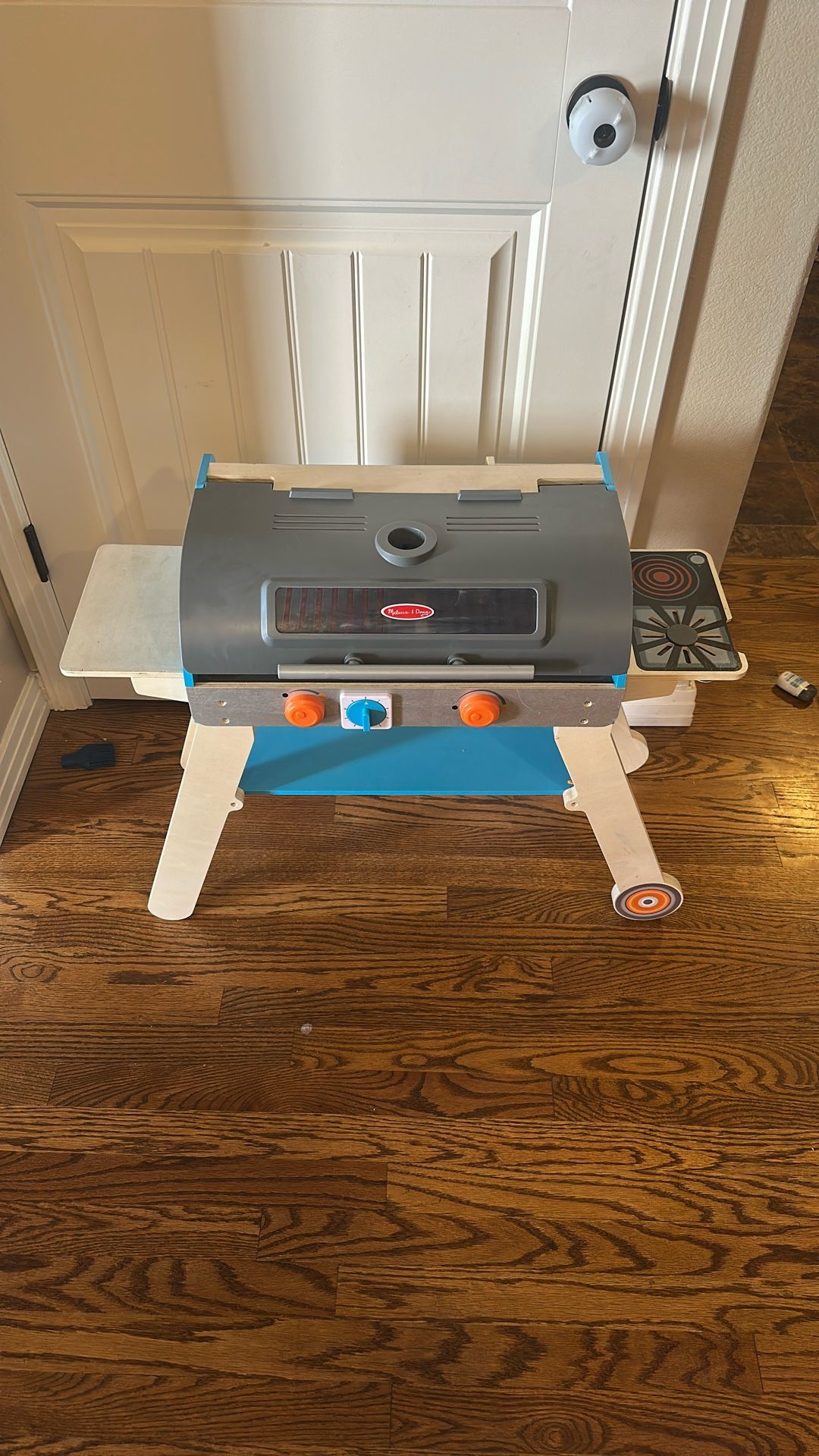 Melissa & Doug Grill