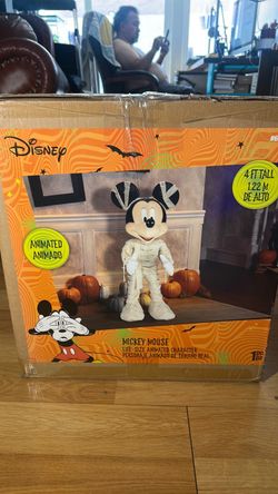 Mickey  Mickey mummy animatronic