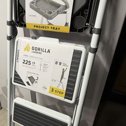 Gorilla Ladders 3-Step Steel Step Stool - New - 225 lb Capacity, 9 ft Reach, Lightweight, Escalera