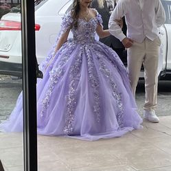 Light Purple ( Quinceañera ) Sweet 15 Or 16 Dress